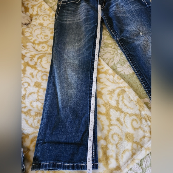 Miss Me Capri - Picture 4 of 4